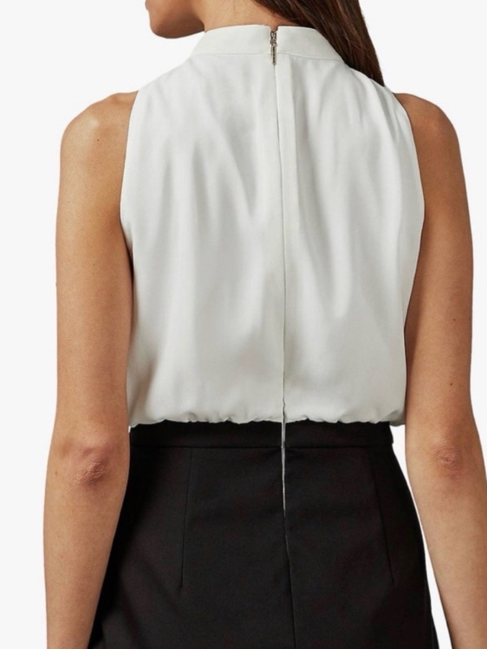 Ted Baker midi Dress - Black Pencil Skirt with white top — Classic Silhouet - Picture 2 of 5